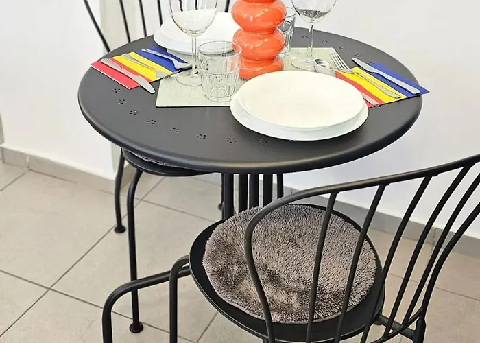 Sweet Dreams Piata Romana *