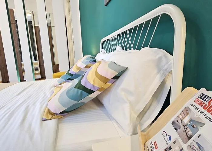 Sweet Dreams Piata Romana 公寓